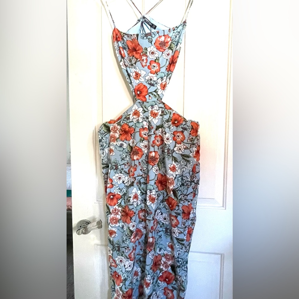 SALE! NWT Nasty Gal Floral Blue and Orange Strappy Back Jumpsuit, fully lined
